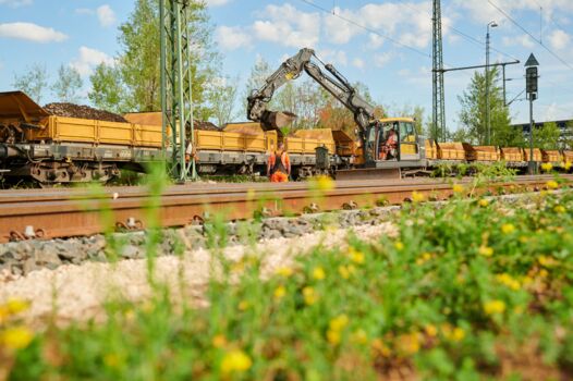 Gleisbauarbeiten auf der Riedbahn bei Riedstadt–Goddelau