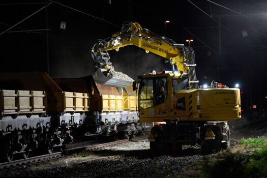 Nachtbaustelle auf der Riedbahn