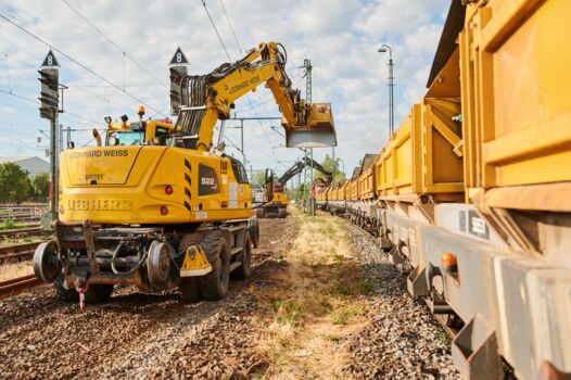 Gleisbauarbeiten auf der Riedbahn bei Riedstadt–Goddelau